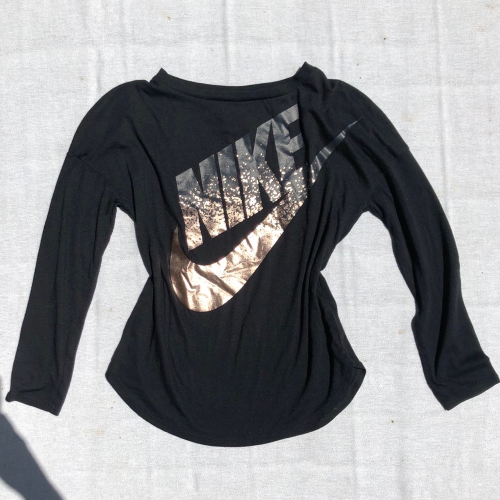 Black Nike Kids Long Sleeve!